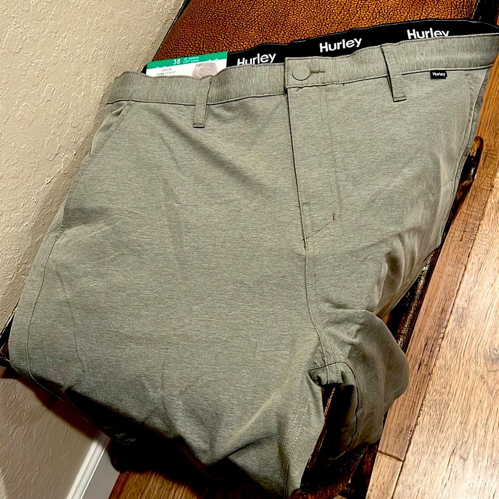 New Hurley Hybrid Walk Short 4-way Stretch, Comfort Waistband & Water-Repellent!